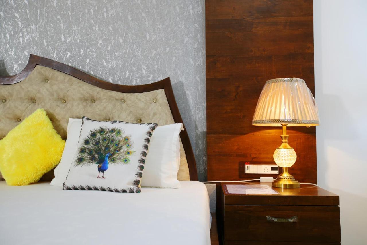 Maharaja The Royal Resort Thane Exterior foto